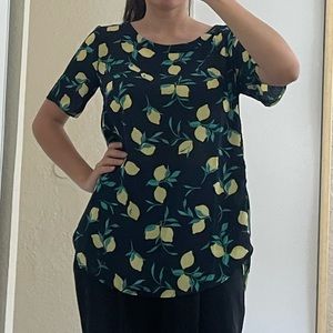 Banana Republic shirt , ( Size S )